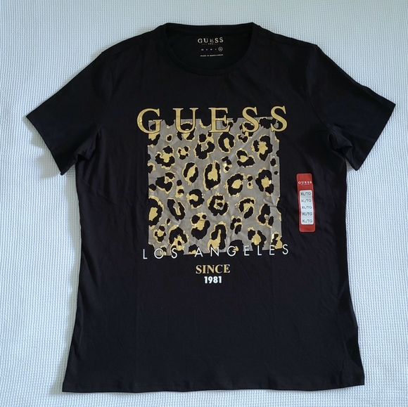 Guess Tops - Guess❓Black🖤 Leopard🐆 Print Graphic Tee👕 - NWT
